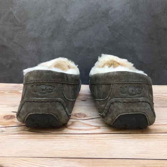 UGG Men’s Ascot Shearling Lined Suede Slipper - Picture 7 of 16
